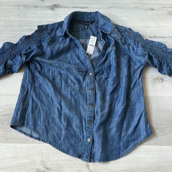 White House Black Market Elbow Sleeve Smocked‎ Denim Shirt size 2 NWT - Picture 8 of 8